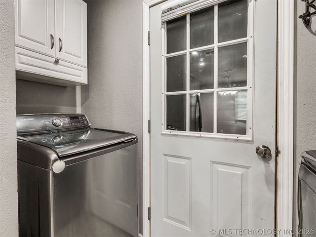 1210 E 139th Street, Glenpool, OK 74033