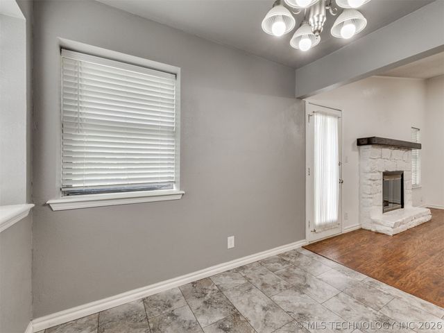 1210 E 139th Street, Glenpool, OK 74033