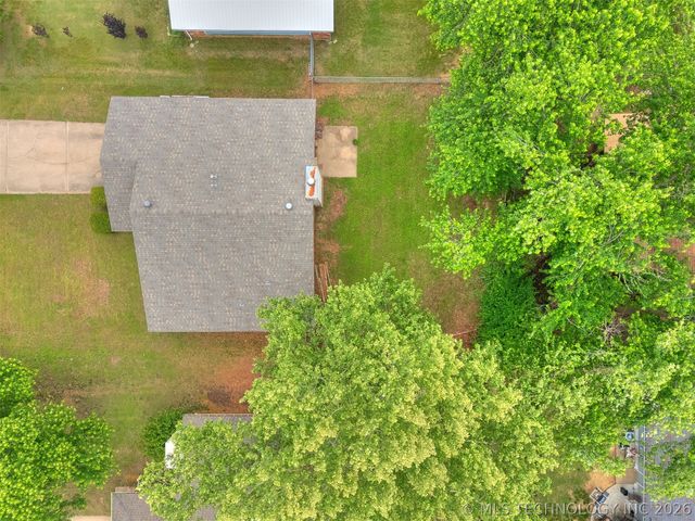 1210 E 139th Street, Glenpool, OK 74033