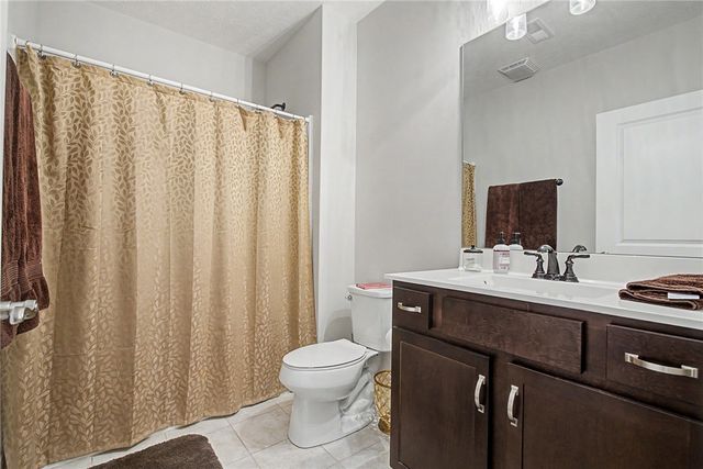 87 Carnoustie Lane, Springboro, OH 45066