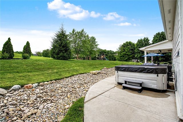 87 Carnoustie Lane, Springboro, OH 45066