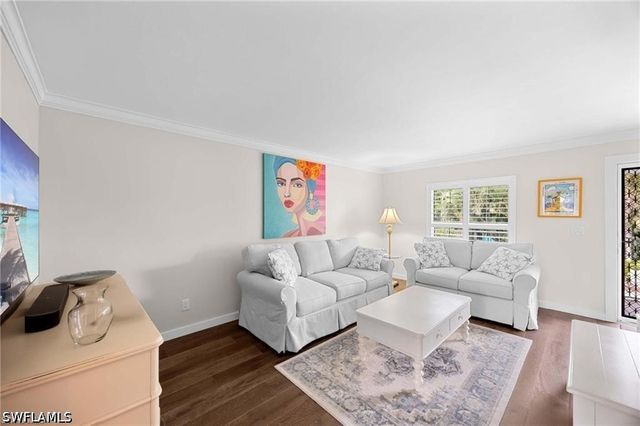 1222 Gordon DR 15, Naples, FL 34102