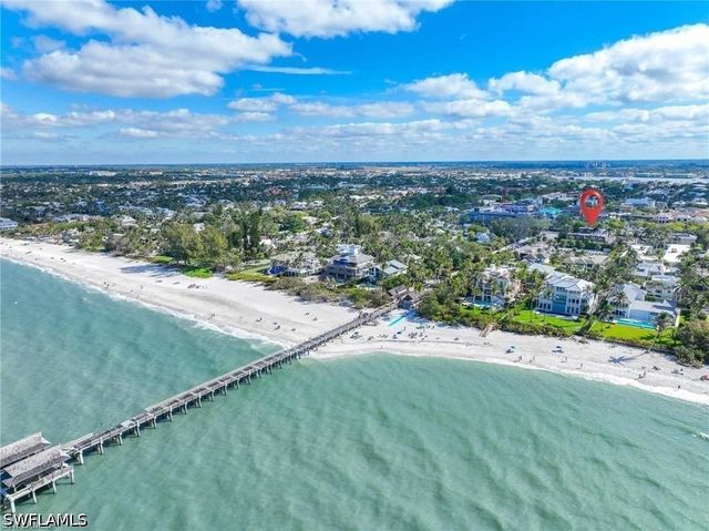 1222 Gordon DR 15, Naples, FL 34102