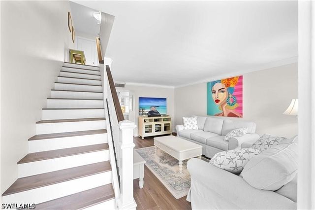 1222 Gordon DR 15, Naples, FL 34102