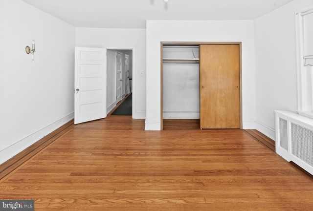 1110 WAKELING ST, Philadelphia, PA 19124
