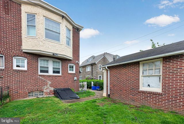 1110 WAKELING ST, Philadelphia, PA 19124
