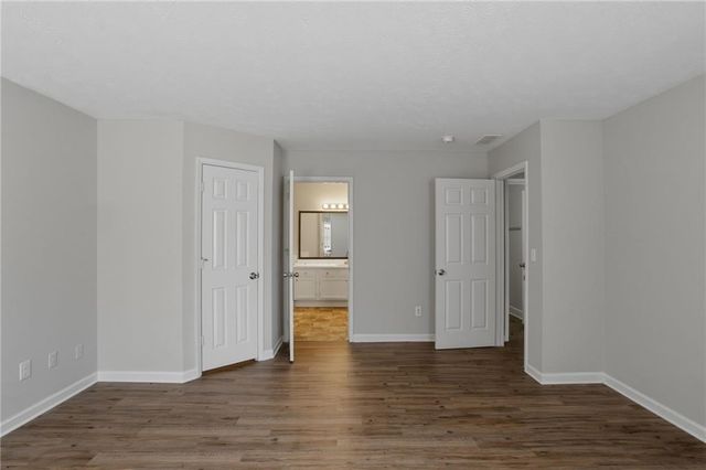 40 Lake Court, Stockbridge, GA 30281