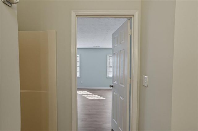 40 Lake Court, Stockbridge, GA 30281