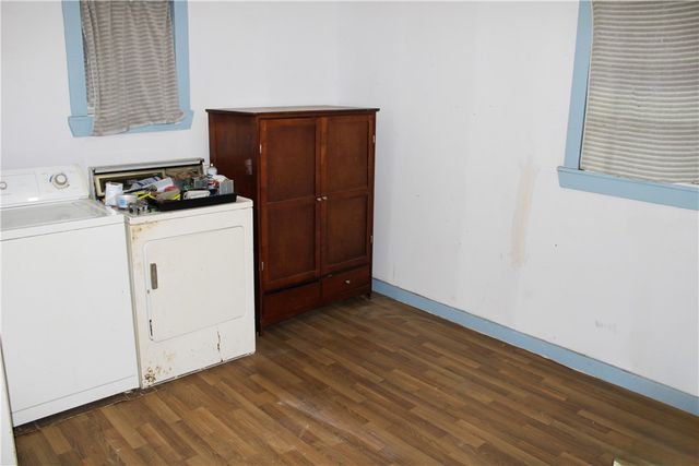 1208 E Kenedy Ave, Kingsville, TX 78363