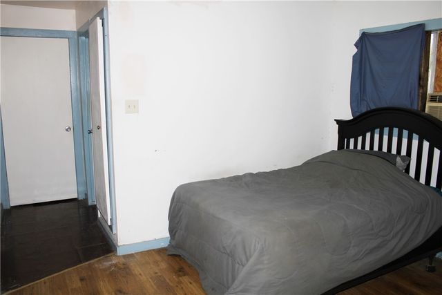 1208 E Kenedy Ave, Kingsville, TX 78363