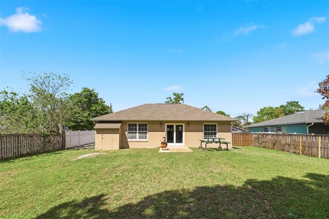 125 W 5TH STREET, Chuluota, FL 32766