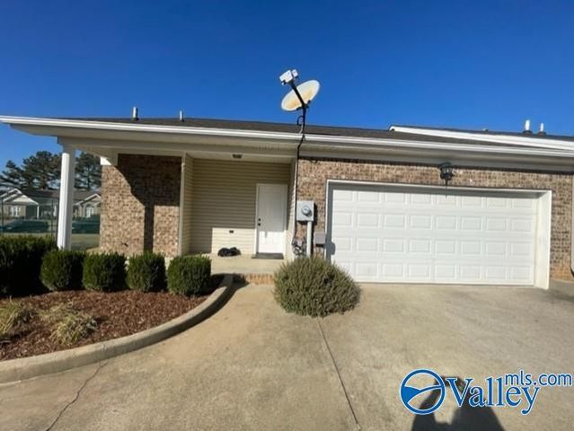 21938 Williamsburg Drive, Athens, AL 35613