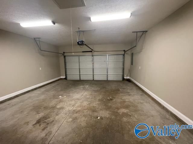 21938 Williamsburg Drive, Athens, AL 35613