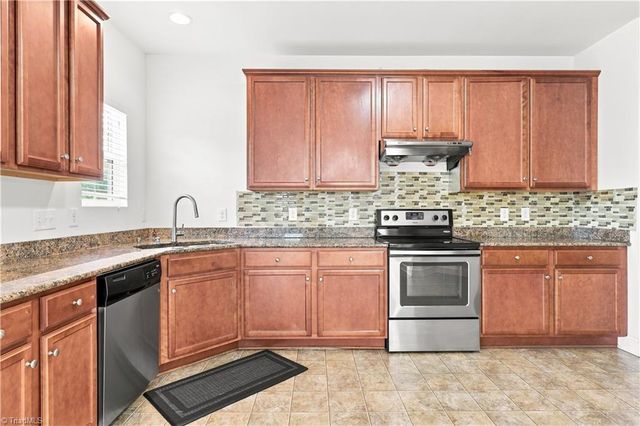 3890 Filton Drive, Greensboro, NC 27406