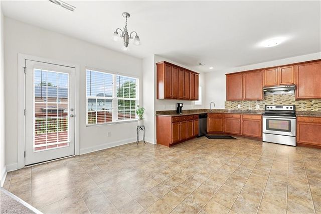 3890 Filton Drive, Greensboro, NC 27406