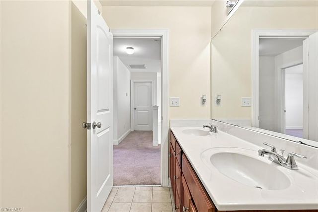 3890 Filton Drive, Greensboro, NC 27406