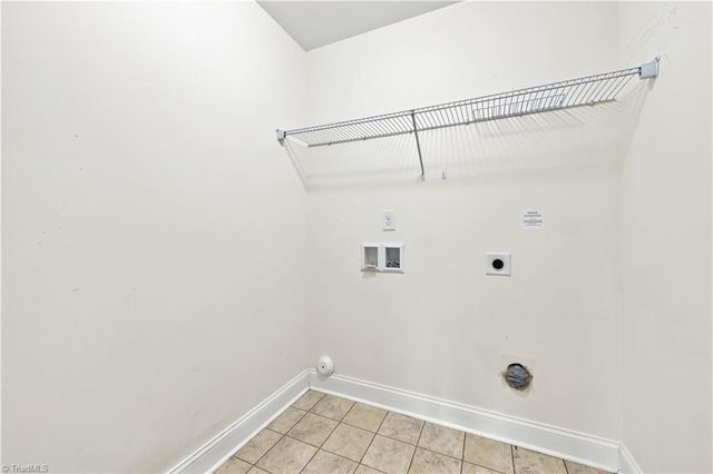 3890 Filton Drive, Greensboro, NC 27406