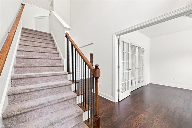 3890 Filton Drive, Greensboro, NC 27406