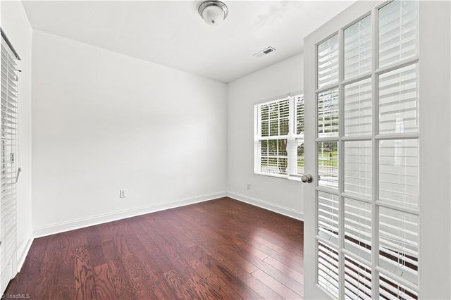 3890 Filton Drive, Greensboro, NC 27406