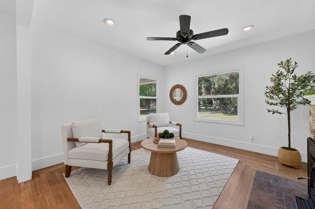4335 Walnut Ave, Carmichael, CA 95608