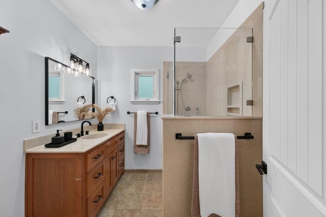 4335 Walnut Ave, Carmichael, CA 95608