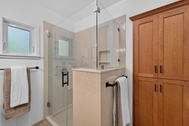 4335 Walnut Ave, Carmichael, CA 95608