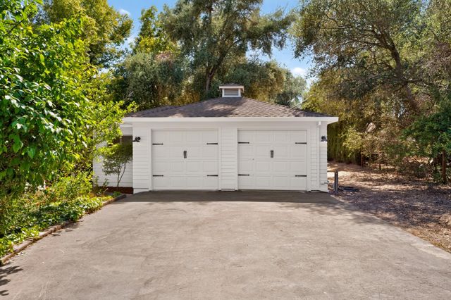 4335 Walnut Ave, Carmichael, CA 95608