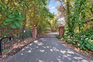 4335 Walnut Ave, Carmichael, CA 95608