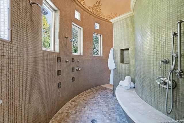 136 S Tower Drive, San Antonio, TX 78232