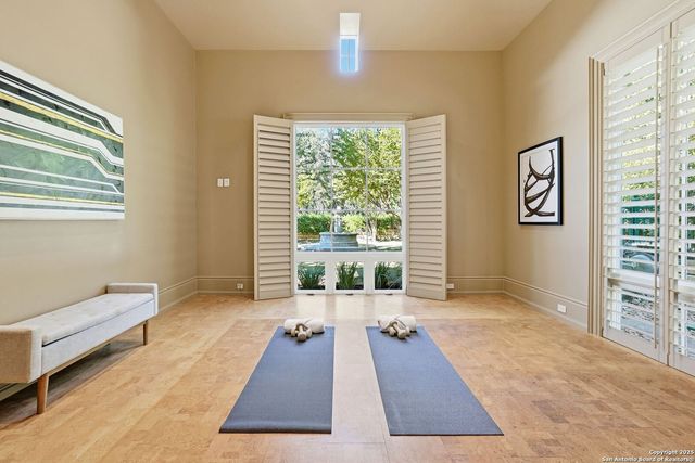 136 S Tower Drive, San Antonio, TX 78232