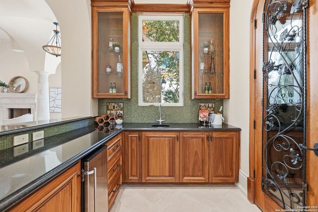 136 S Tower Drive, San Antonio, TX 78232