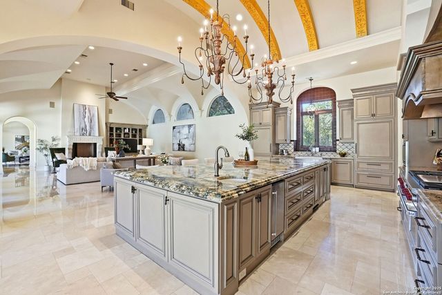 136 S Tower Drive, San Antonio, TX 78232