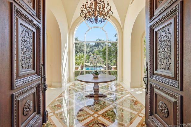 136 S Tower Drive, San Antonio, TX 78232