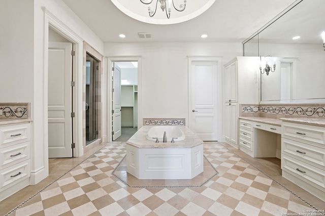 136 S Tower Drive, San Antonio, TX 78232