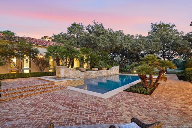 136 S Tower Drive, San Antonio, TX 78232