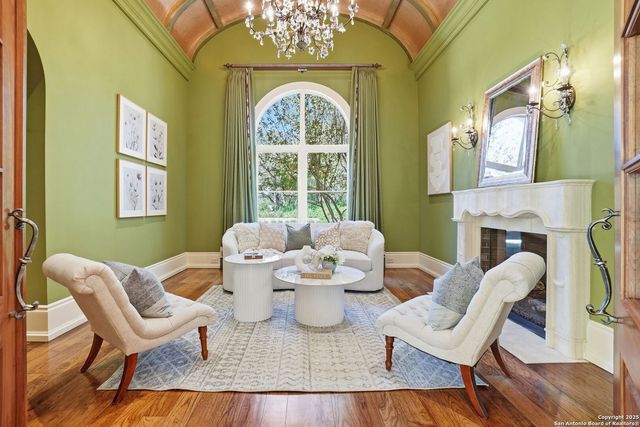 136 S Tower Drive, San Antonio, TX 78232