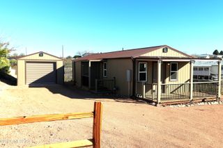 1484 N Cochise Court, Tombstone, AZ 85638