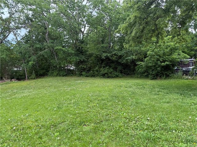 604 S Second Street, Richmond, MO 64085