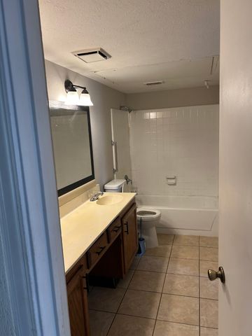 434 Pogue Street, Cedar Hill, TX 75104
