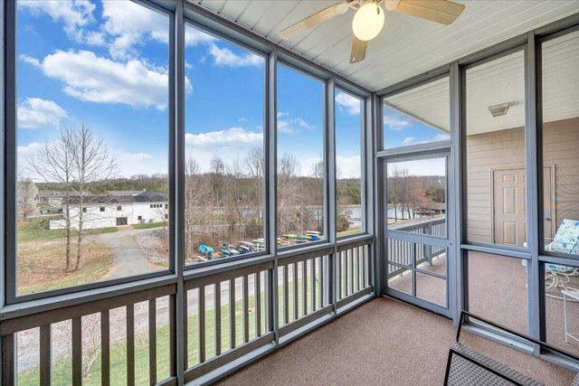 1209 Mariners Way Apt 66, Huddleston, VA 24104