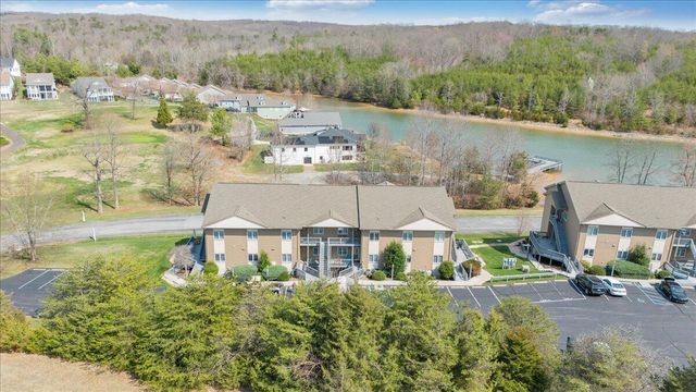 1209 Mariners Way Apt 66, Huddleston, VA 24104