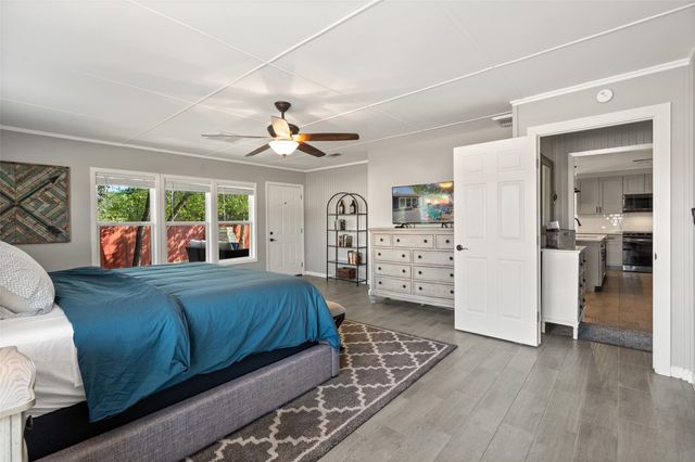 35 Presidio RD, Wimberley, TX 78676
