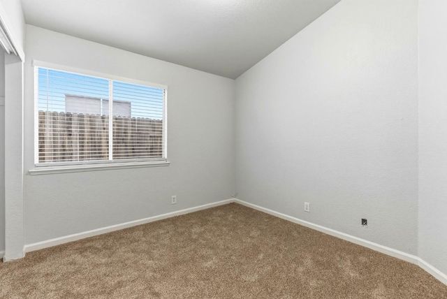 8465 Day Lillies Ln, Citrus Heights, CA 95610