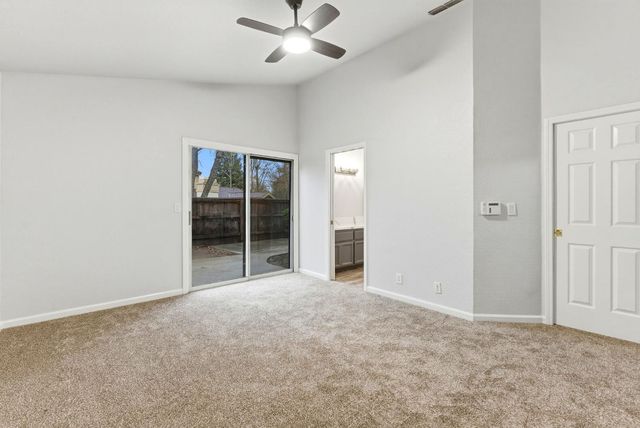 8465 Day Lillies Ln, Citrus Heights, CA 95610