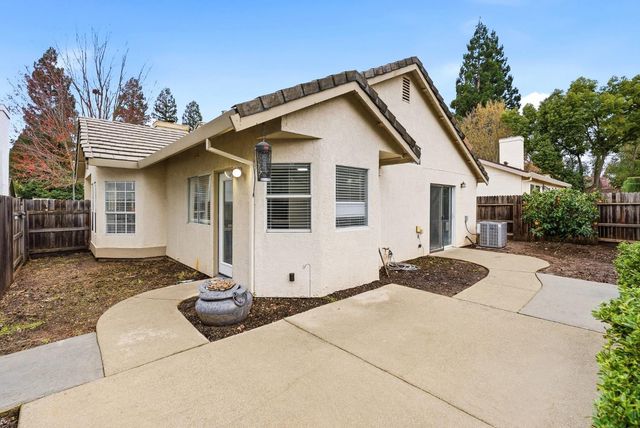 8465 Day Lillies Ln, Citrus Heights, CA 95610