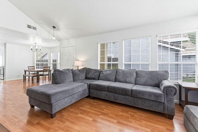 8465 Day Lillies Ln, Citrus Heights, CA 95610