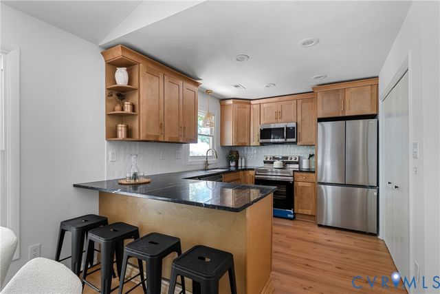 11207 W Langham Ct, Henrico, VA 23233