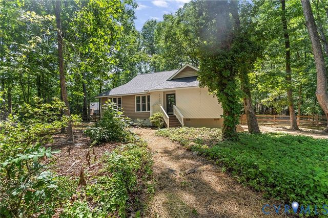 11207 W Langham Ct, Henrico, VA 23233