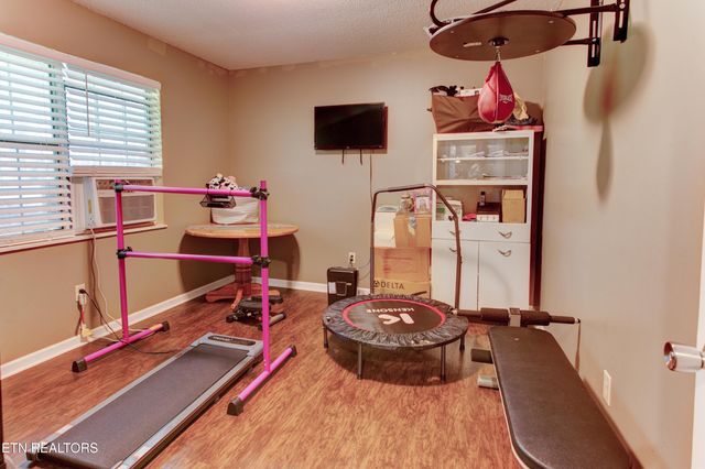 2230 Chesterfield Drive, Maryville, TN 37803