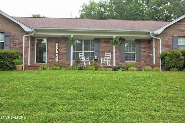 2230 Chesterfield Drive, Maryville, TN 37803